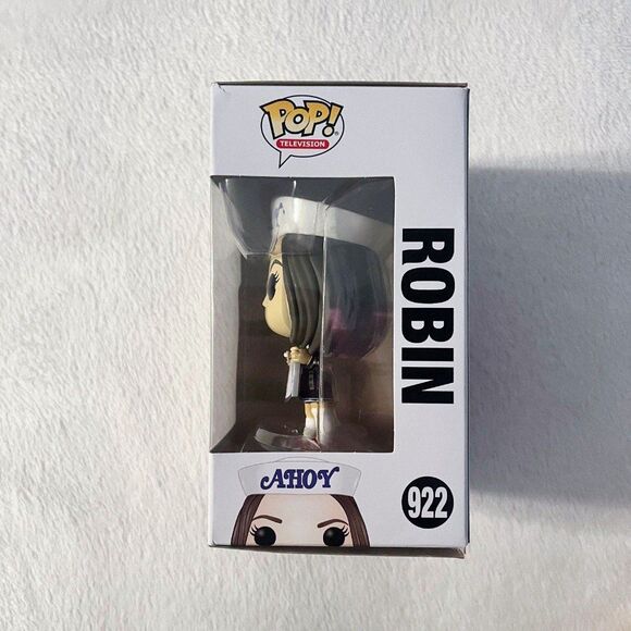 Ahoy Robin Funko Pop 922 - Stranger Things - Picture 4 of 12
